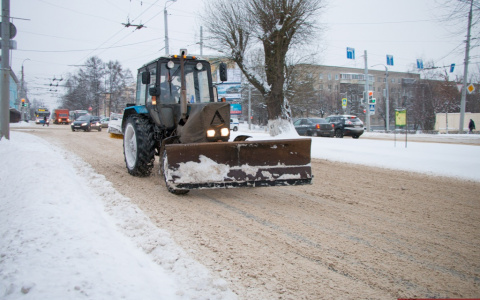 Снежную кашу на дорогах администрация обозначила как "ничего особенного"