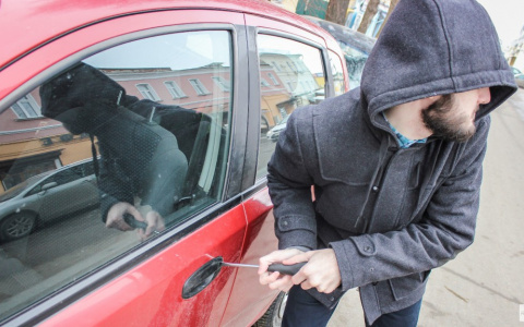 26-летний гороховчанин угнал авто у родственника, разбил, сжег и нажаловался в полицию