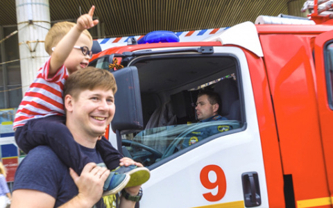 Владимирских отцов приглашают принять участие в конкурсе "Папа года"