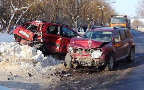 На подъезде ко Владимиру произошло массовое ДТП