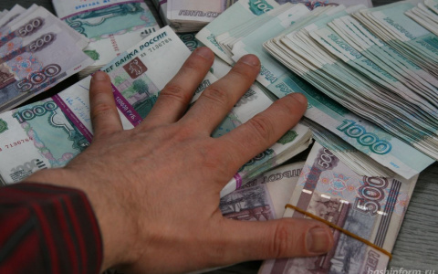 Во Владимире мужчина украл у ребенка-сироты деньги, чтобы купить себе авто