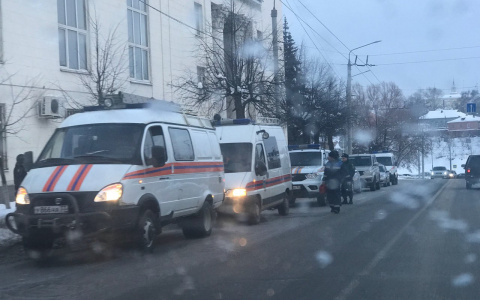 Стало известно, почему во Владимире произошло сразу несколько эвакуаций