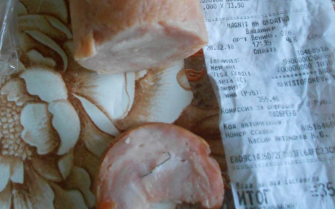 Огурцы по цене мяса, колбаса со скрепкой - какие еще нарушения нашли владимирцы?