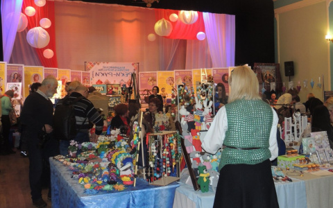 Лучшие владимирские мастера представили свои работы на фестивале «Реки-руки» (фоторепортаж)