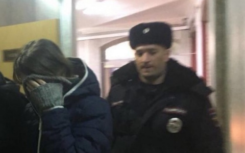 Задержание торговок людьми в Домодедово попало на видео