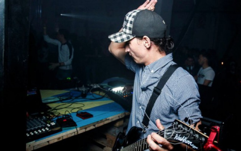 Куда податься в праздники? Афиша на выходные