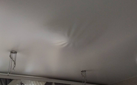 Жителей дома на Гастелло заливает с "дырявой" крыши