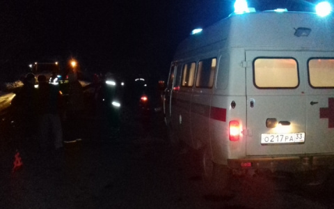 В Гусь-Хрустальном районе на встречке столкнулись две легковушки