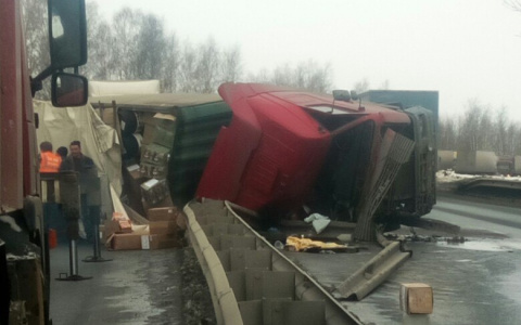 Появились видео с места масштабной аварии в Вязниковском районе