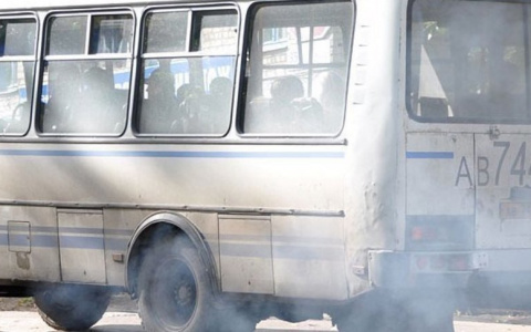 Во Владимире загорелся автобус, на котором журналисты ехали проверять пожароопасные объекты