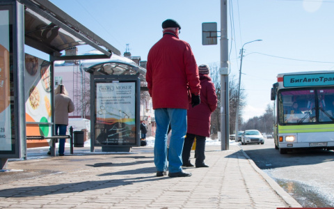 Во Владимире проверили остановки и городские лестницы