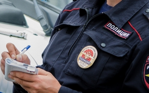 Сладкая парочка сняла частный дом и вынесла все содержимое