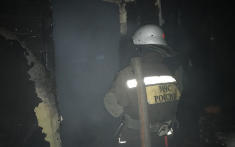 В Петушинском районе вспыхнул серьезный пожар