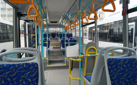 Горожанин: "Кондуктор автобуса прогнала беременную девушку!"