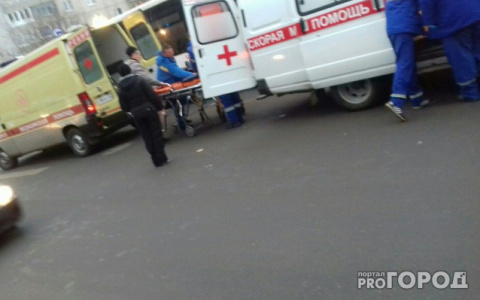 На Суздальском проспекте сбили юношу, идущего по "зебре"