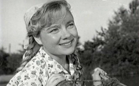 Умерла актриса, известная по фильму «Любовь и голуби»