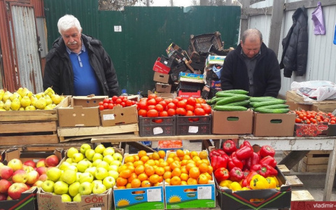 Во Владимире против уличных торговцев составлено более 100 протоколоов