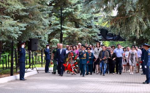 9 мая состоится шествие и церемония памяти на Князь-Владимирском мемориале