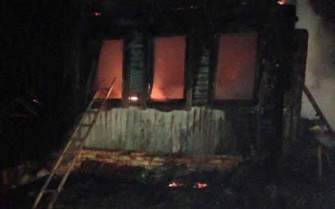 Во Владимире дотла сгорел жилой дом