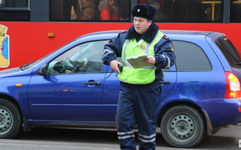 Госдума урезала список штрафов, оплачиваемых "по скидке"