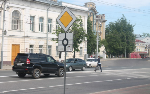 Пешеходный переход у Золотых ворот функционирует стихийно