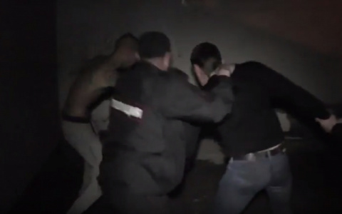 Посетители "Пятого элемента" устроили кровавую драку на улице