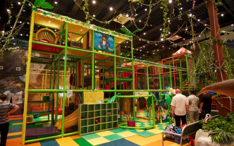 5-летний гусевчанин получил травму, упав с высоты в развлекательном комплексе