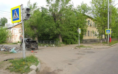 Пьяный муромлянин украл машину у брата и попал в жуткое ДТП