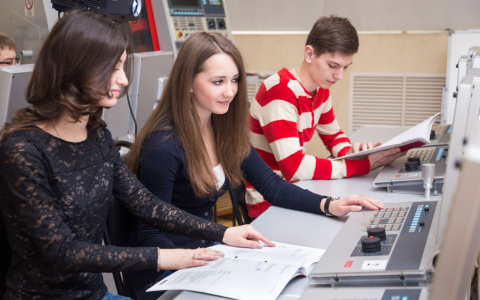 Впервые школы № 15 и № 7 набирают учеников в профильные инженерно-технические классы