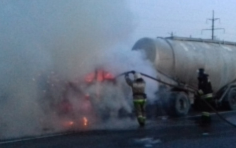 На трассе М-7 в Гороховецком районе загорелась фура