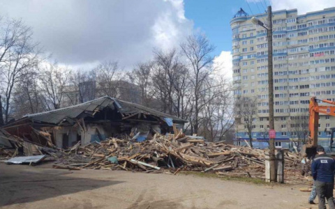 Во Владимирской области расселят 415 аварийных дома