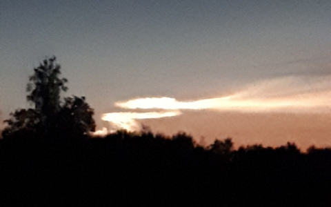 Жителей Владимира напугал неопознанный летающий объект в ночном небе (видео)