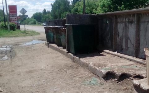 Появились подробности истории с младенцем в мусорном ящике