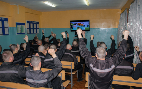 Фан-зоны на зоне: заключенным владимирской области показывают матчи ЧМ-2018