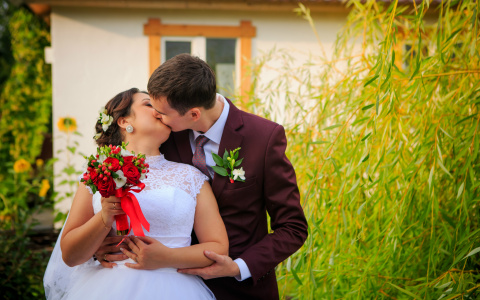 Жителям России могут позволить самим назначать дату свадьбы