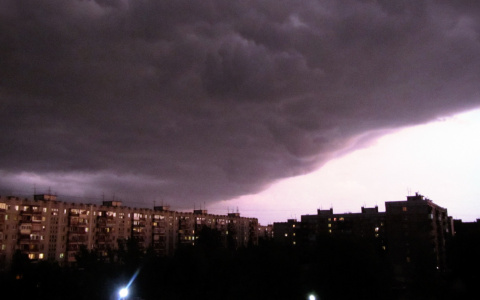 Владимирцев предупреждают о грядущей грозе