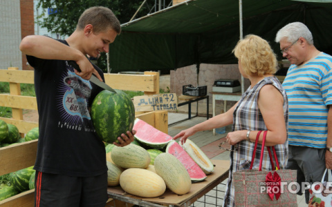 Эксперты рассказали, как правильно выбирать арбуз