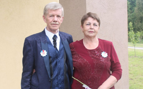 Владимирская семейная пара: "Увидел ее с рябиной в руках и влюбился!"