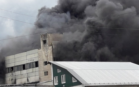 Подростки подожгли хрустальный завод в Гусе-Хрустальном?