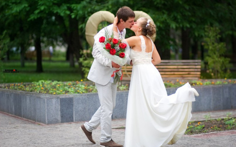 В День семьи, любви и верности 13 пар со всей России сыграют свадьбу в Муроме