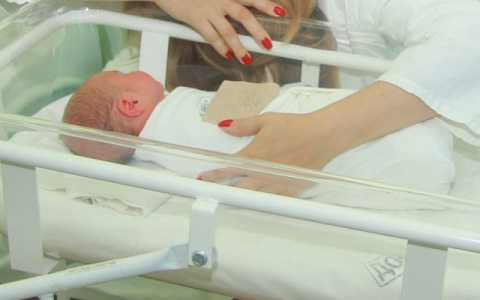 Владимирским роженицам будут выдавать подарочные наборы