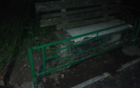 Владимирцы в шоке от новых ограждений в одном из дворов