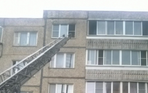 Днем на Тихонравова случился пожар в жилом доме