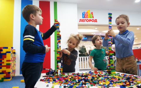 Герои лего помогут вашему ребенку выучить английский