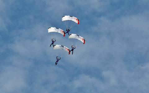 В Киржаче открылось крупнейшее в России производство парашютной продукции