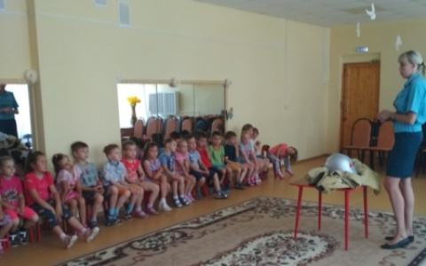 Владимирским детсадовцам рассказали, как правильно вести себя летом
