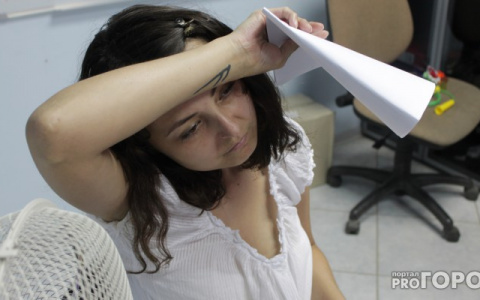 Офисным работникам напомнили об их правах в жаркую погоду