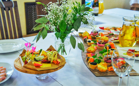 Праздник на 120 человек можно отпраздновать в "Красносельском ресторане"