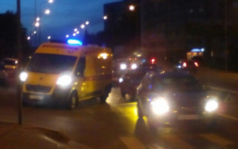 На Суздальском проспекте сбили торопливого пешехода