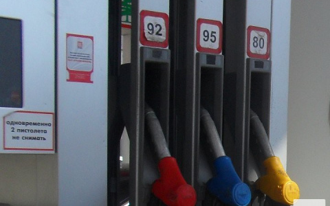 Назван регион России с самым доступным по цене бензином